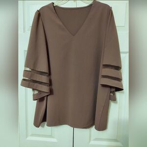 V-neck Tunic w/Mesh Sleeve Inserts